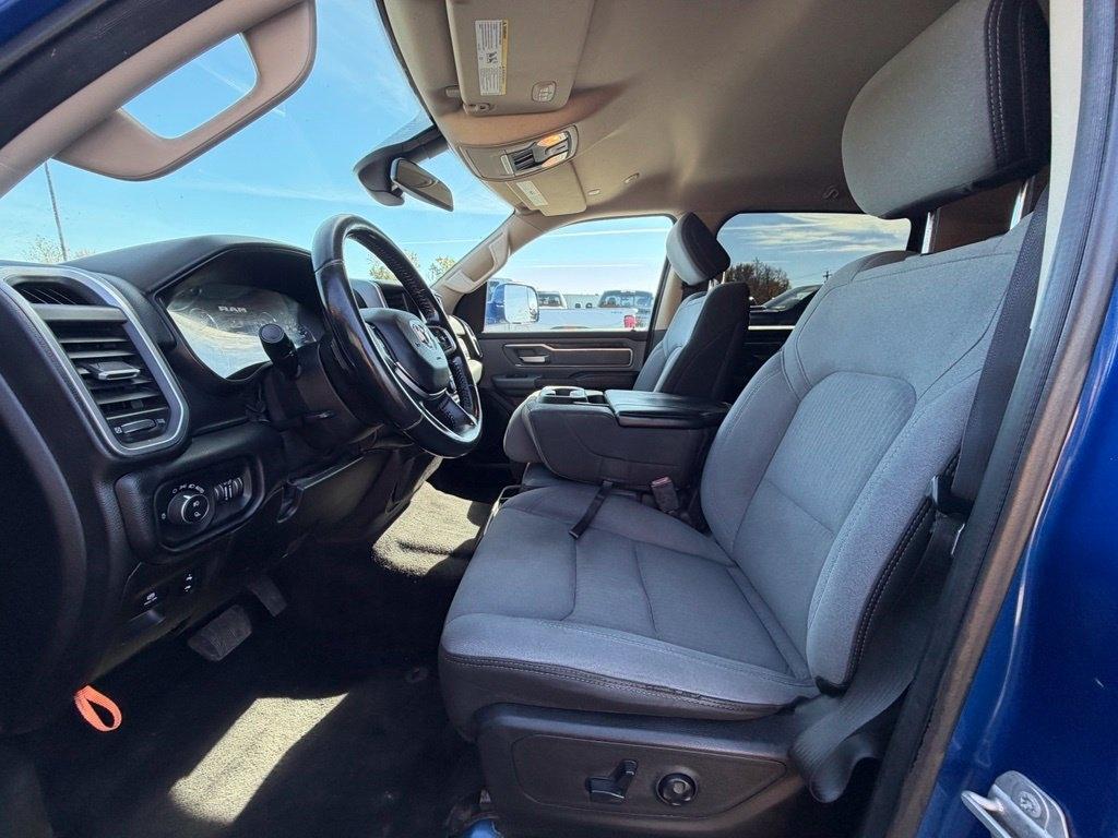 RAM 1500 Big Horn Crew Cab SWB 4WD 2019
