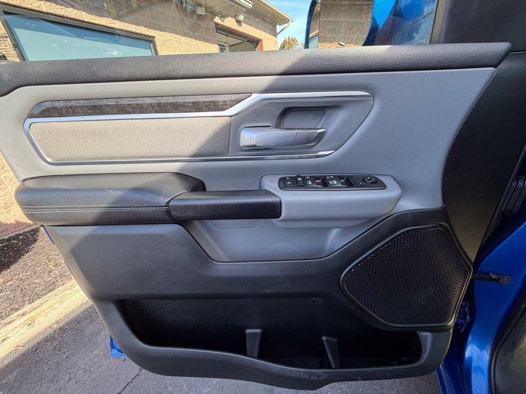 RAM 1500 Big Horn Crew Cab SWB 4WD 2019