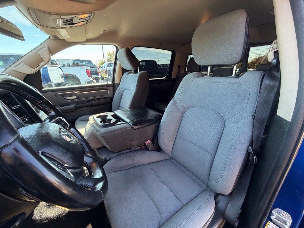 RAM 1500 Big Horn Crew Cab SWB 4WD 2019