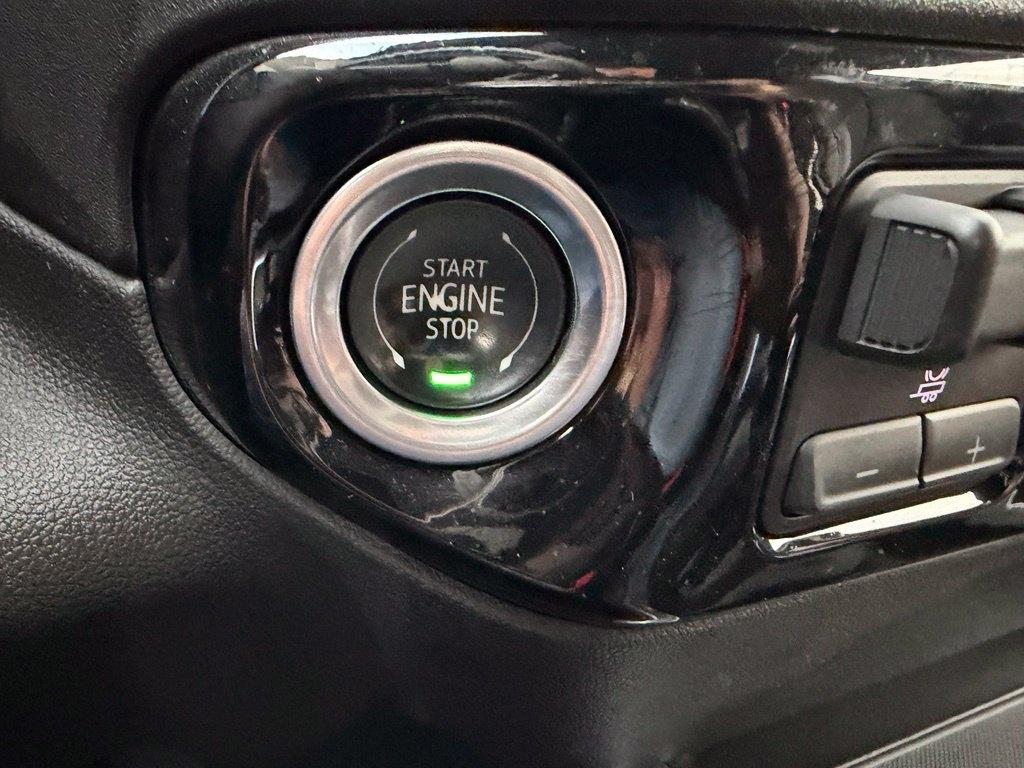 Chevrolet Silverado 1500 RST Crew Cab 4WD 2024