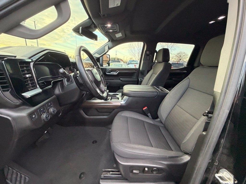 Chevrolet Silverado 1500 RST Crew Cab 4WD 2024