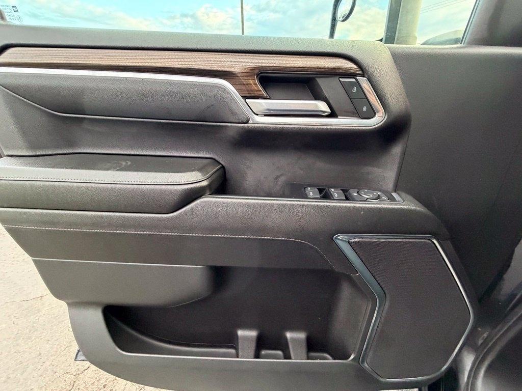 Chevrolet Silverado 1500 RST Crew Cab 4WD 2024
