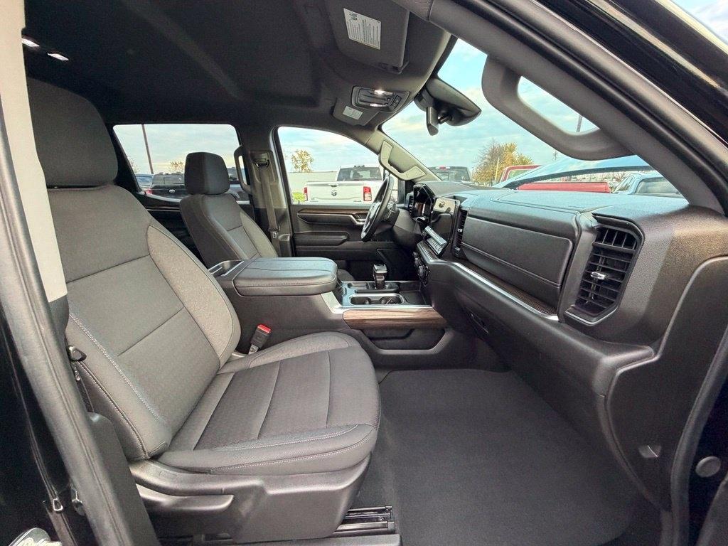 Chevrolet Silverado 1500 RST Crew Cab 4WD 2024