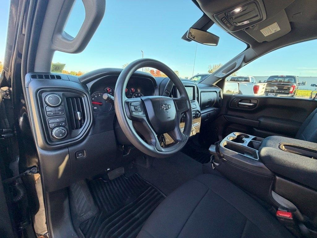 Chevrolet Silverado 1500 Custom Trail Boss Crew Cab Long Box 4WD 2021