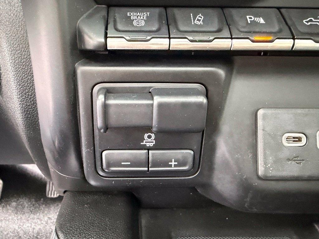 GMC Sierra 2500HD Denali Ultimate Crew Cab 4WD 2020