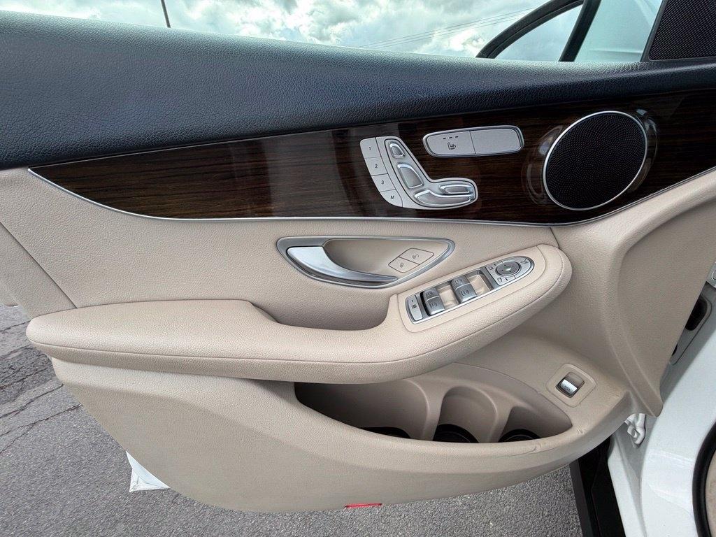 Mercedes-Benz GLC-Class GLC300 4MATIC 2021