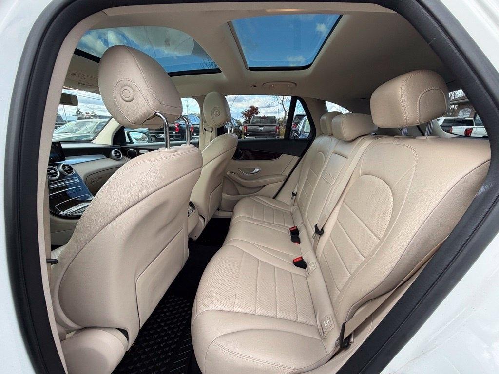 Mercedes-Benz GLC-Class GLC300 4MATIC 2021