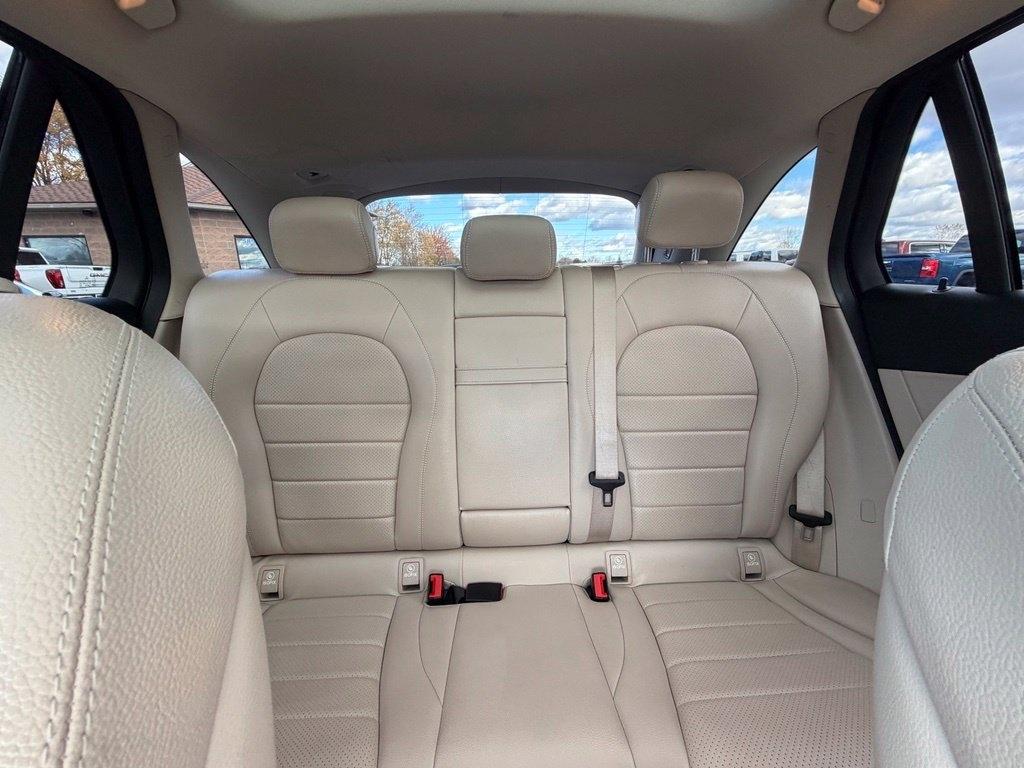 Mercedes-Benz GLC-Class GLC300 4MATIC 2021