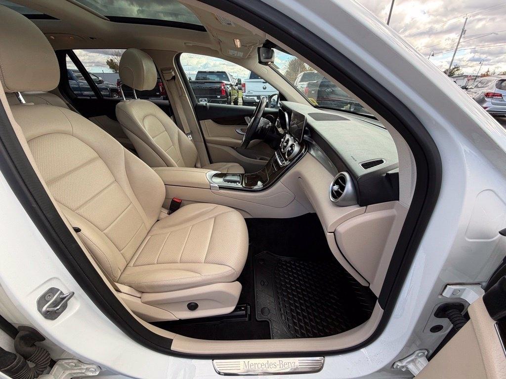 Mercedes-Benz GLC-Class GLC300 4MATIC 2021