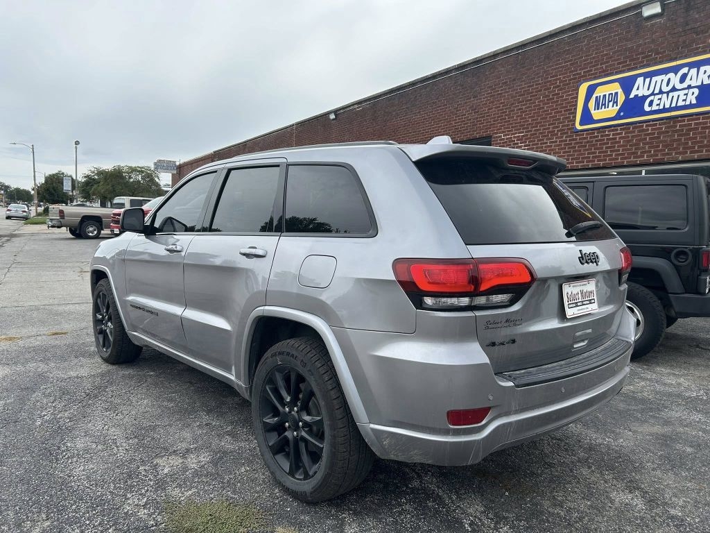Jeep Grand Cherokee Laredo 4WD 2020 Jeep Grand Cherokee Laredo 4WD 2020
