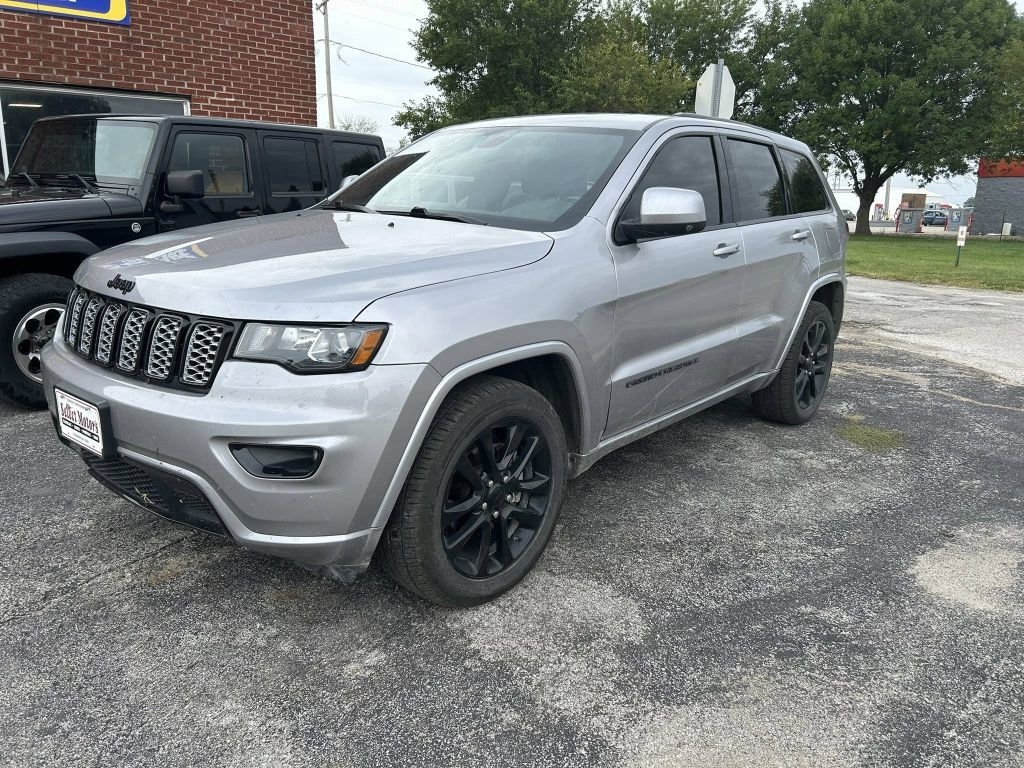 Jeep Grand Cherokee Laredo 4WD 2020 Jeep Grand Cherokee Laredo 4WD 2020