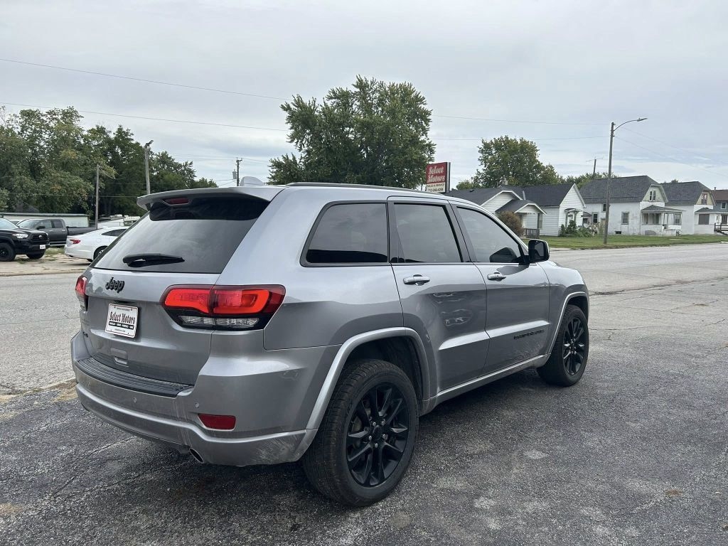 Jeep Grand Cherokee Laredo 4WD 2020 Jeep Grand Cherokee Laredo 4WD 2020