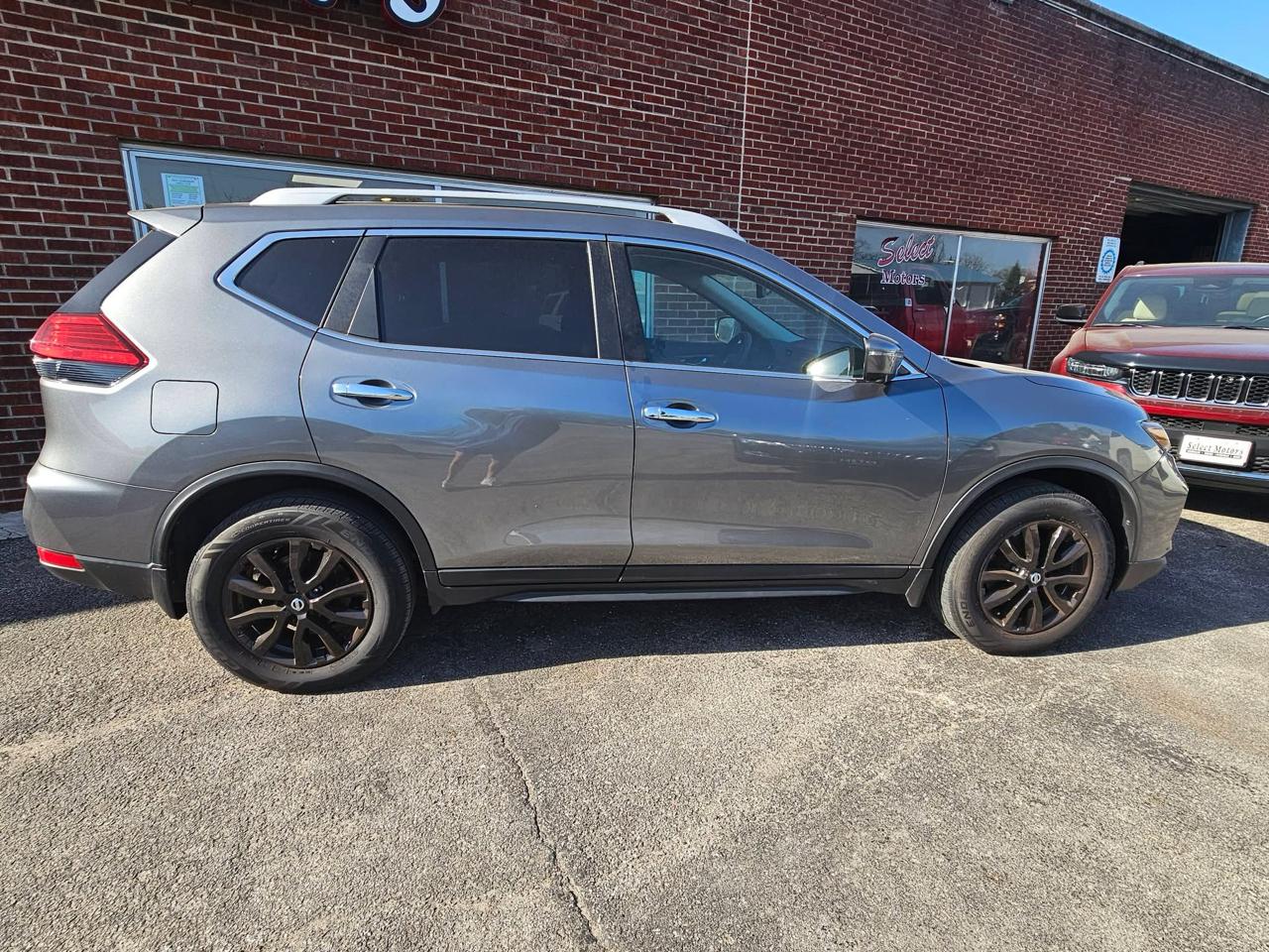 2017 Nissan Rogue AWD SV