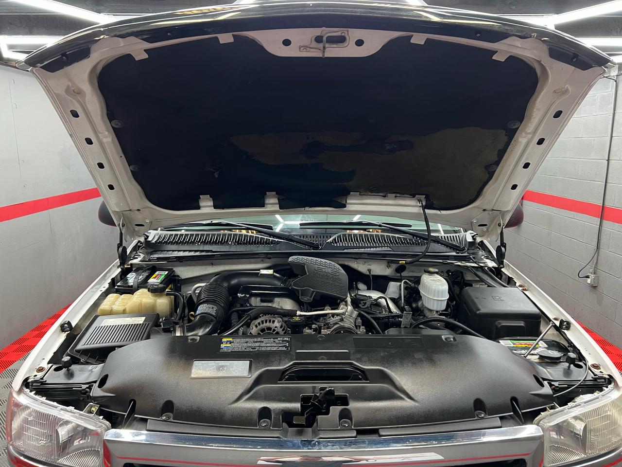 GMC Sierra 2500HD  2005