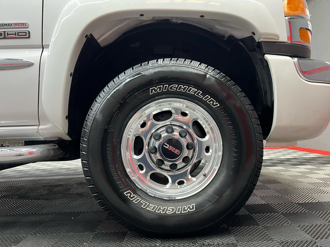 GMC Sierra 2500HD  2005