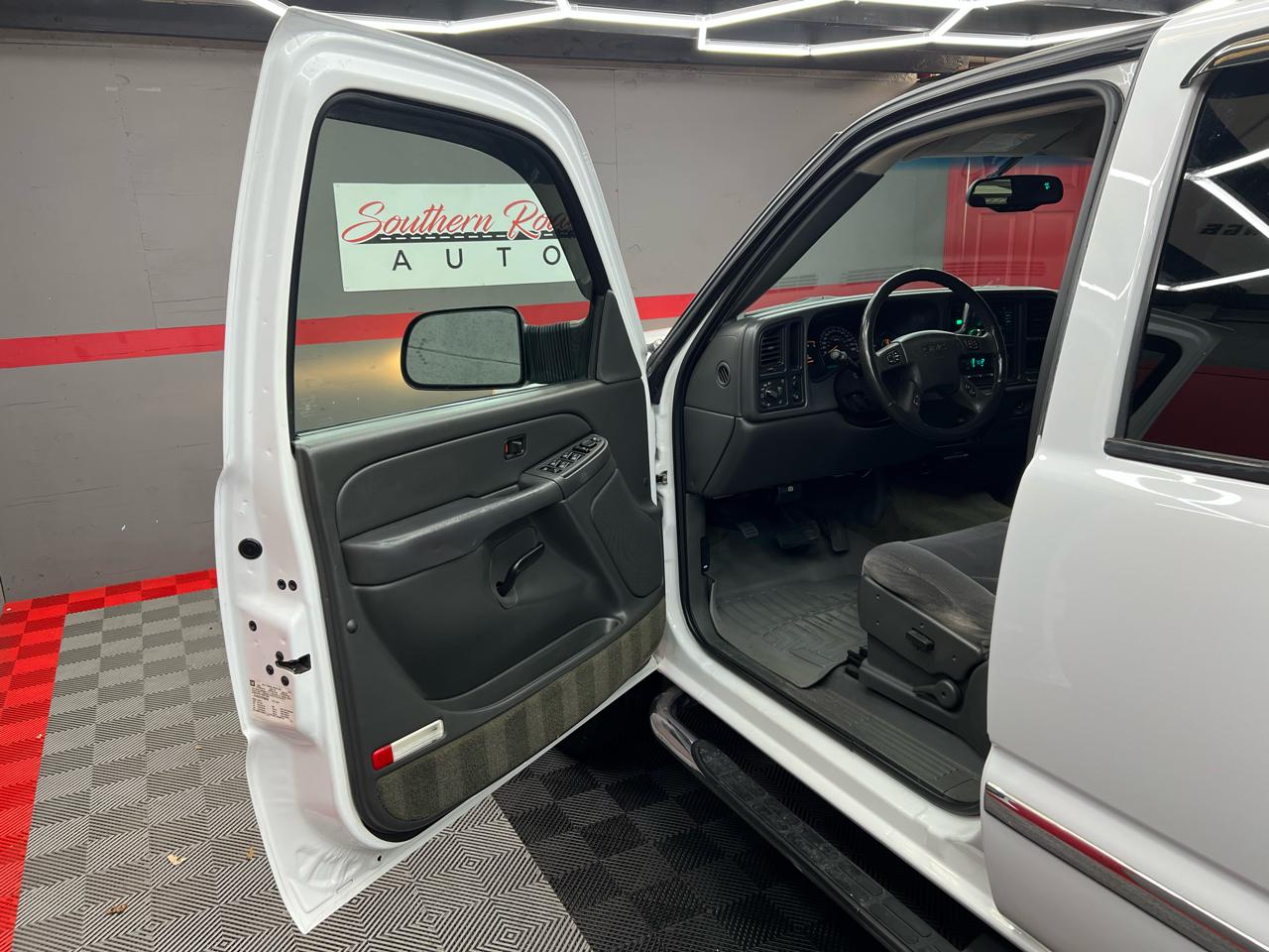 GMC Sierra 2500HD  2005