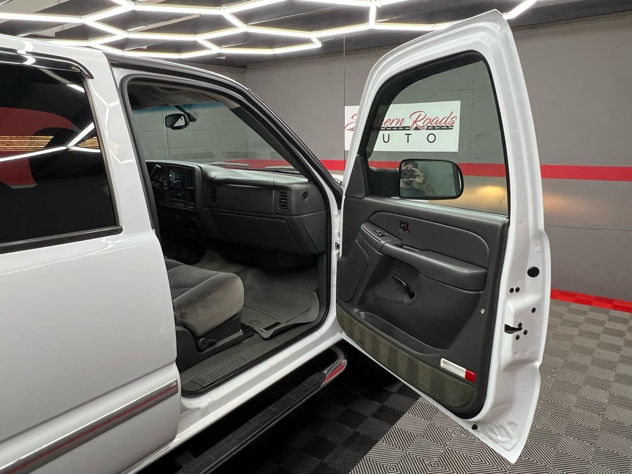 GMC Sierra 2500HD  2005