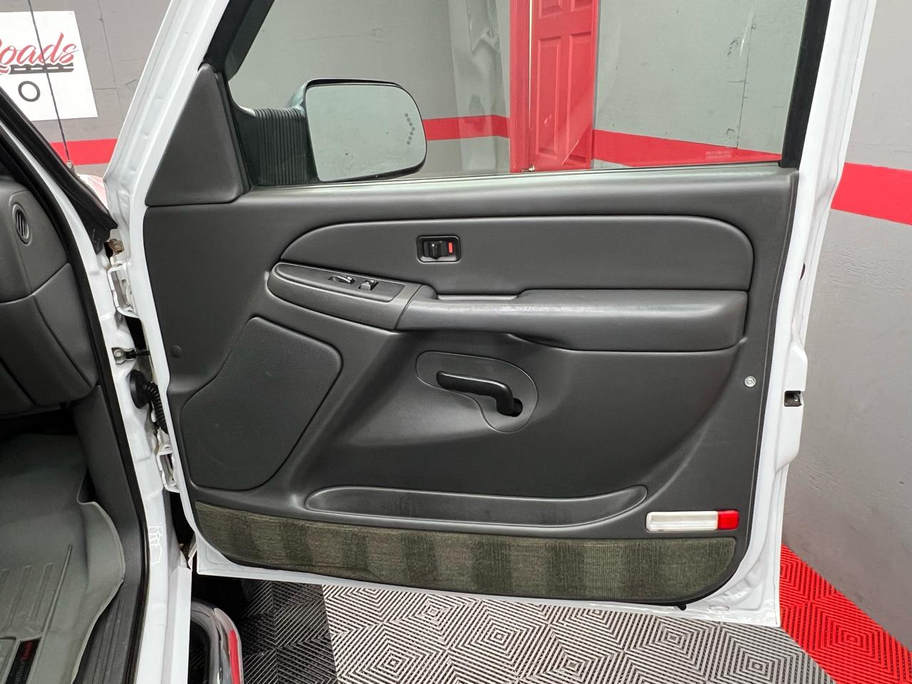 GMC Sierra 2500HD  2005