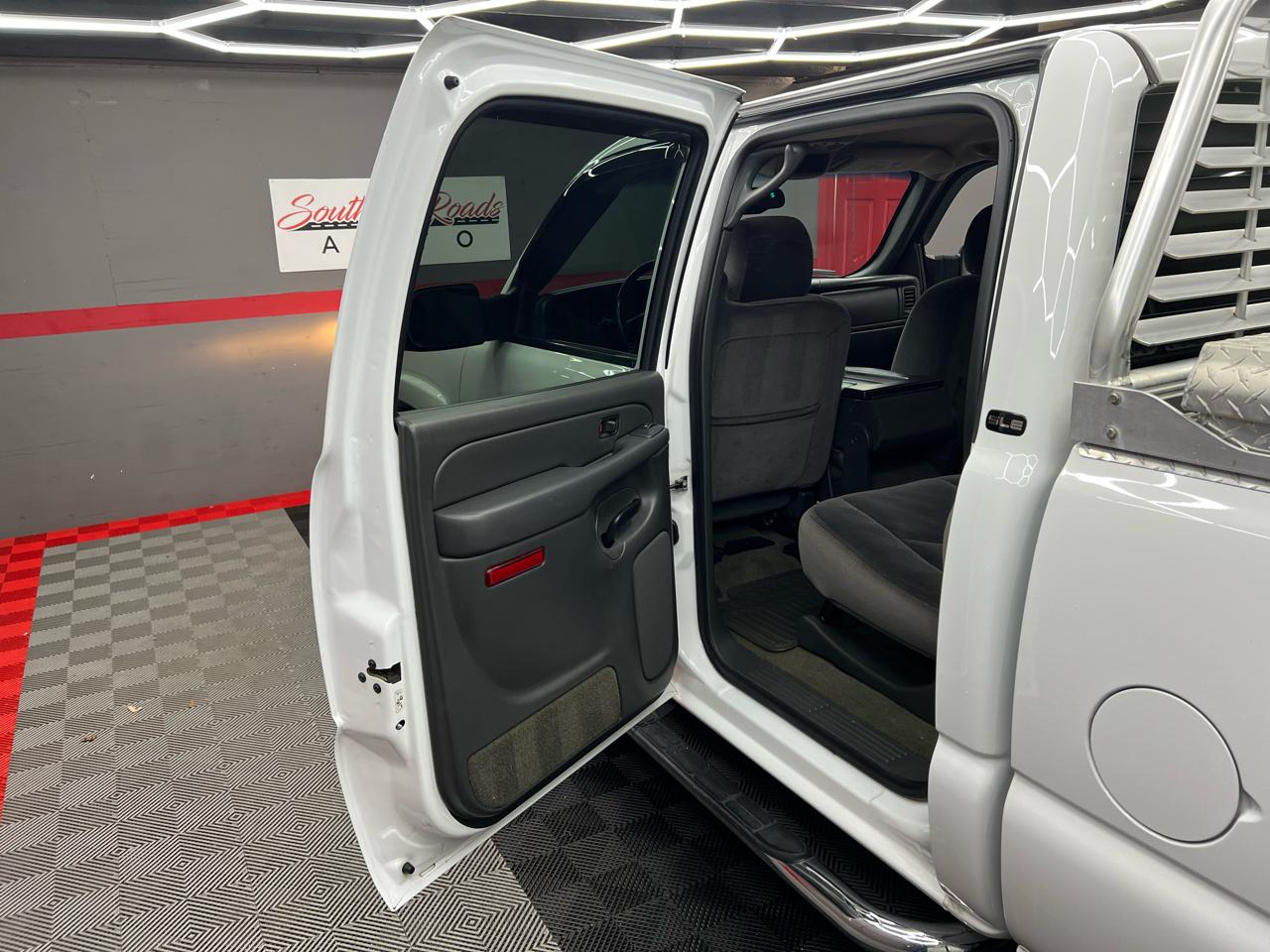 GMC Sierra 2500HD  2005