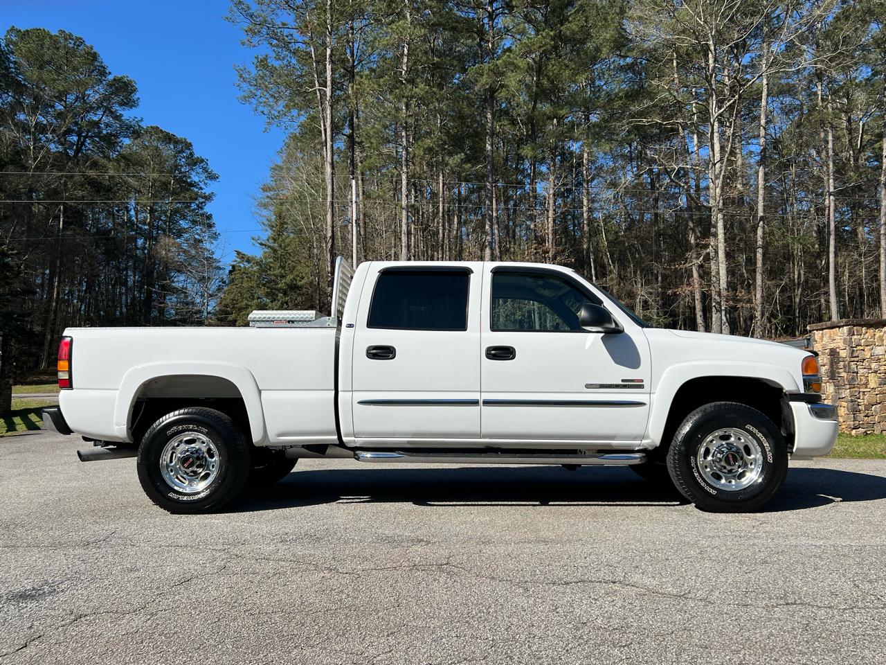 GMC Sierra 2500HD  2005