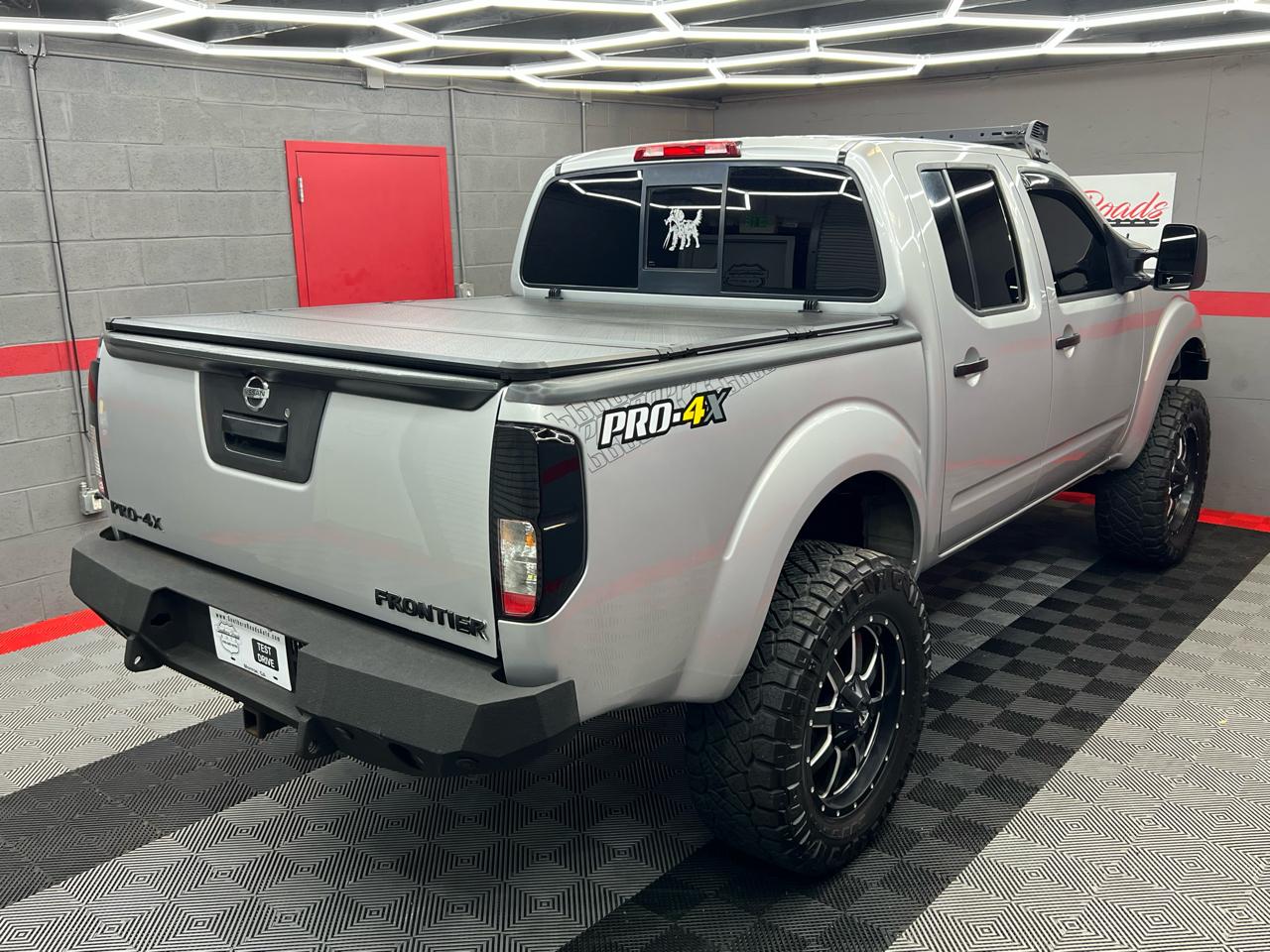 Nissan Frontier PRO-4X Crew Cab 4WD 2019