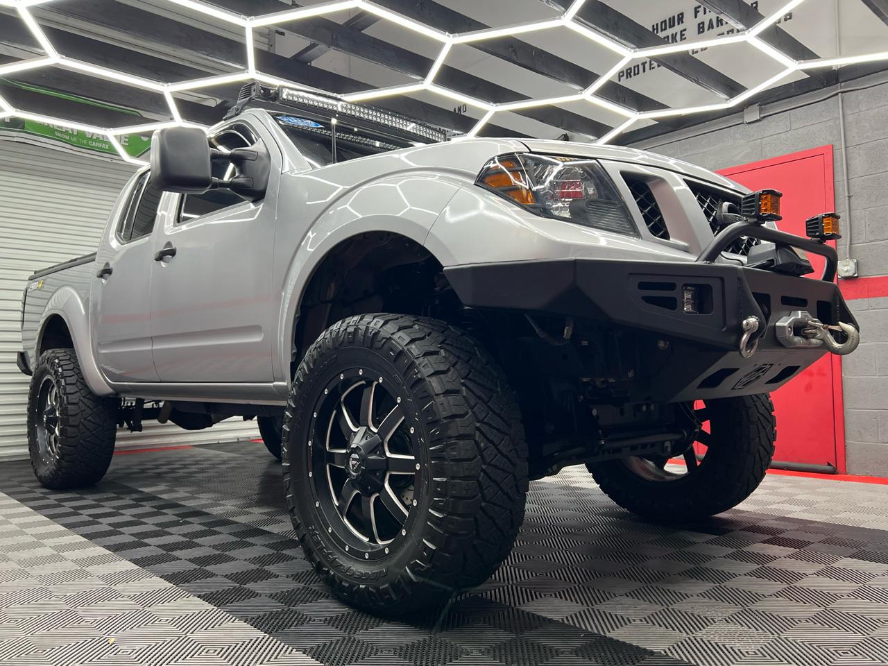 Nissan Frontier PRO-4X Crew Cab 4WD 2019