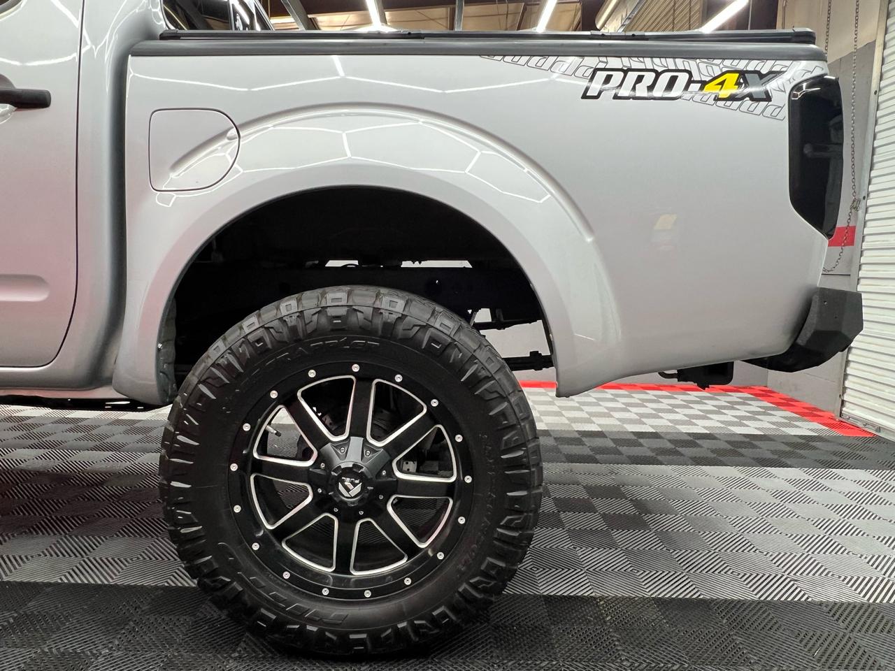 Nissan Frontier PRO-4X Crew Cab 4WD 2019