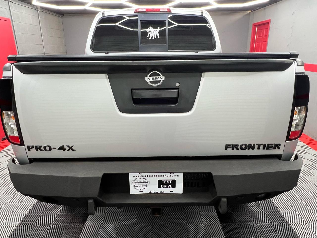Nissan Frontier PRO-4X Crew Cab 4WD 2019