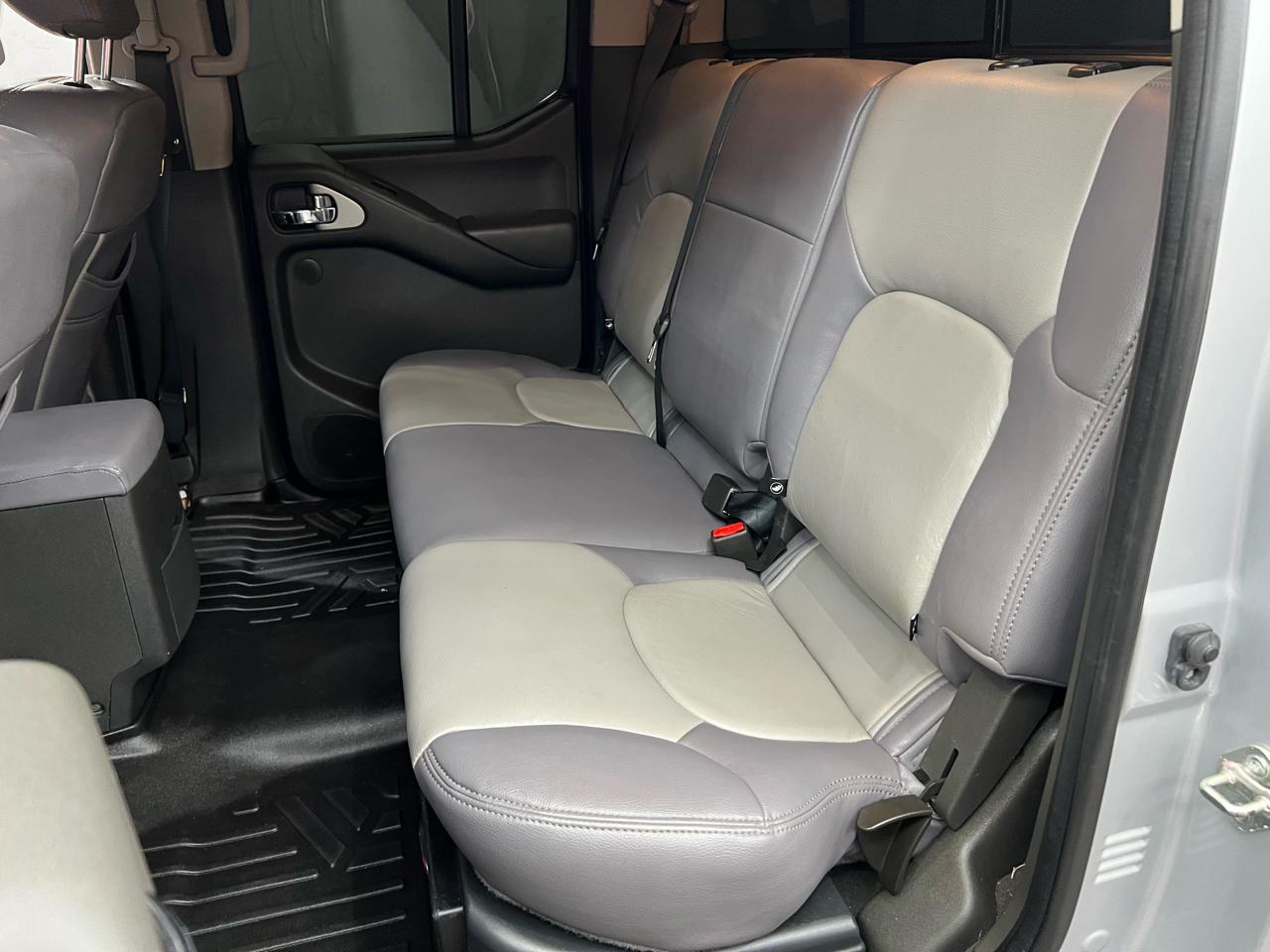 Nissan Frontier PRO-4X Crew Cab 4WD 2019