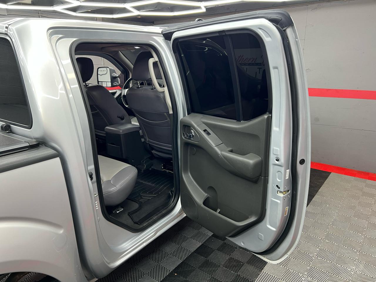 Nissan Frontier PRO-4X Crew Cab 4WD 2019