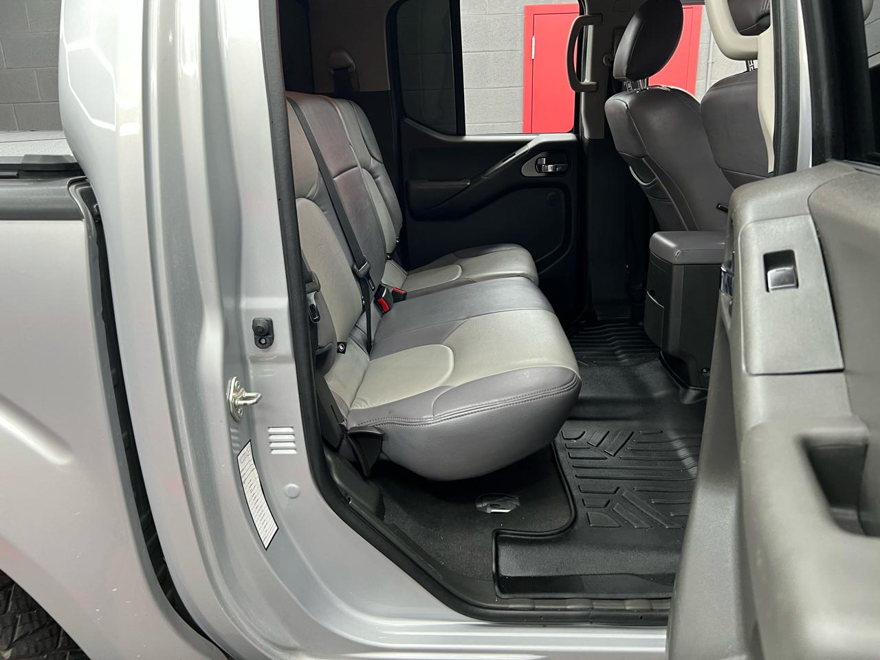 Nissan Frontier PRO-4X Crew Cab 4WD 2019