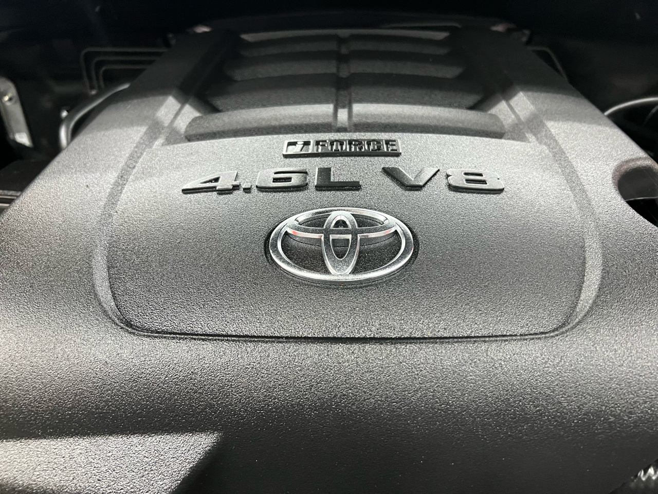 Toyota Tundra SR5 4.6L V8 Double Cab 2WD 2017 Toyota Tundra SR5 4.6L V8 Double Cab 2WD 2017