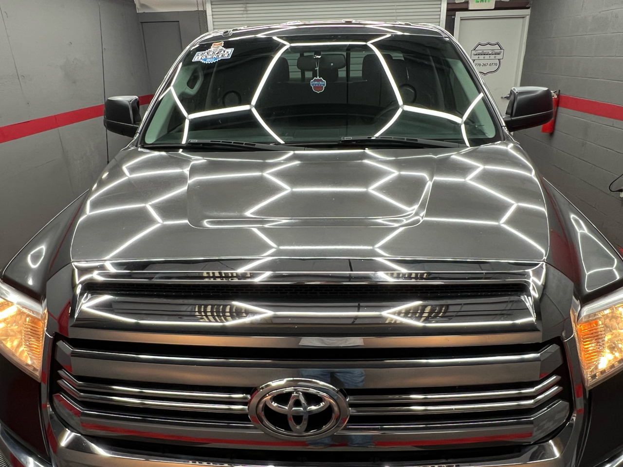 Toyota Tundra SR5 4.6L V8 Double Cab 2WD 2017 Toyota Tundra SR5 4.6L V8 Double Cab 2WD 2017
