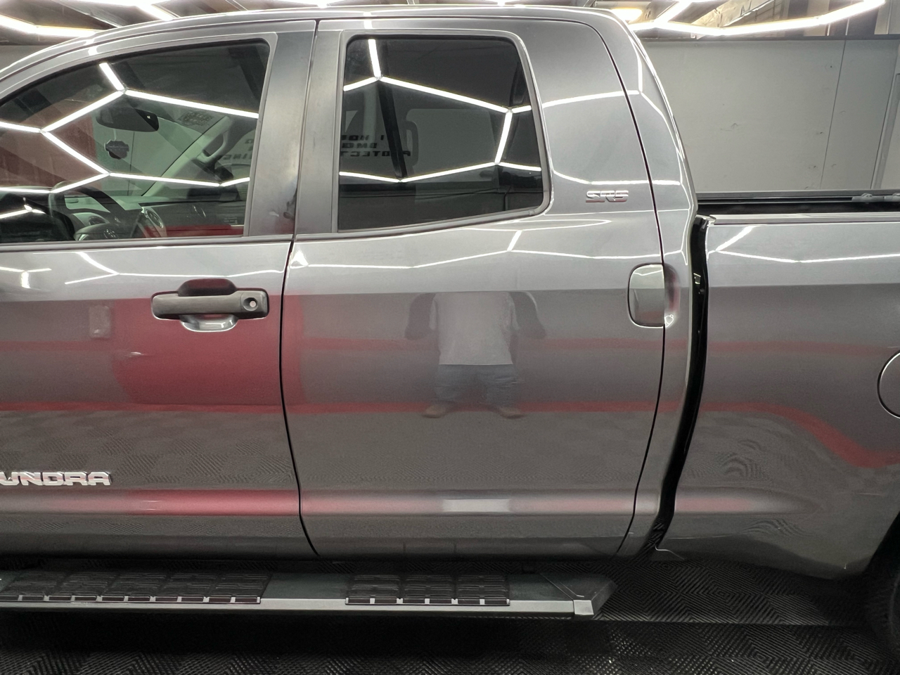 Toyota Tundra SR5 4.6L V8 Double Cab 2WD 2017 Toyota Tundra SR5 4.6L V8 Double Cab 2WD 2017