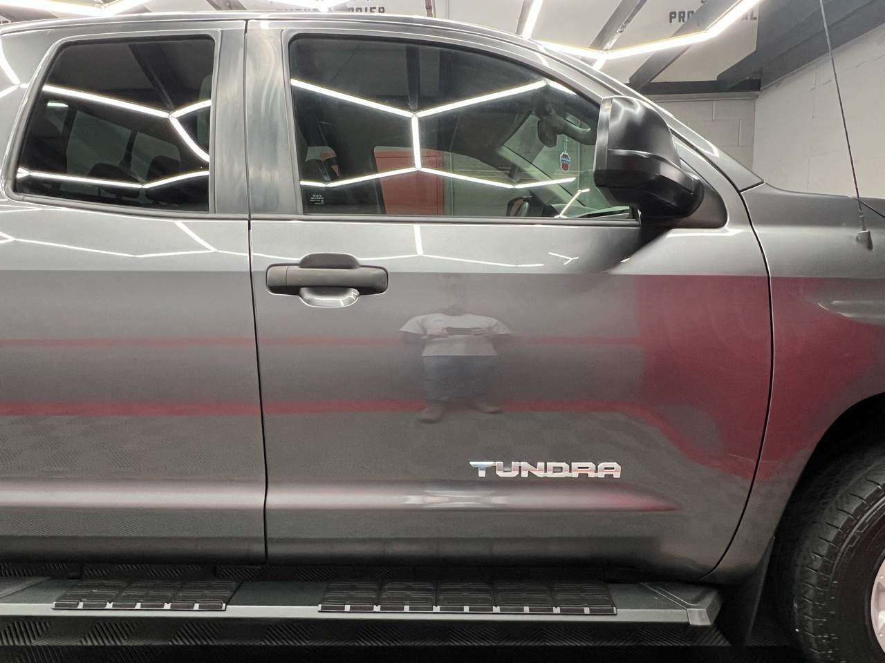 Toyota Tundra SR5 4.6L V8 Double Cab 2WD 2017 Toyota Tundra SR5 4.6L V8 Double Cab 2WD 2017