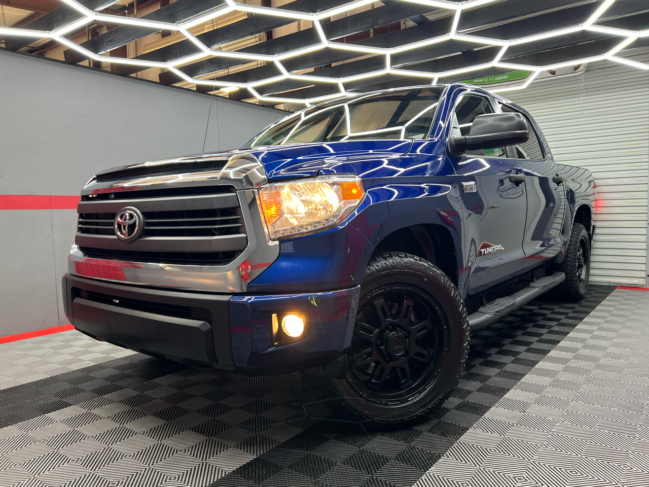 2015 Toyota Tundra SR5 5.7L V8 CrewMax 2WD
