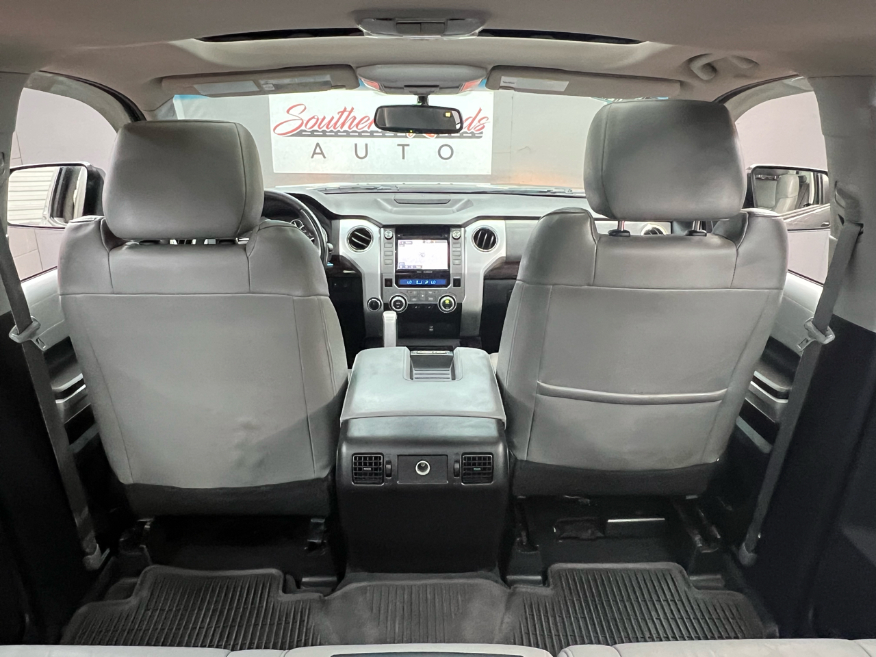 Toyota Tundra Limited 5.7L FFV CrewMax 4WD 2015