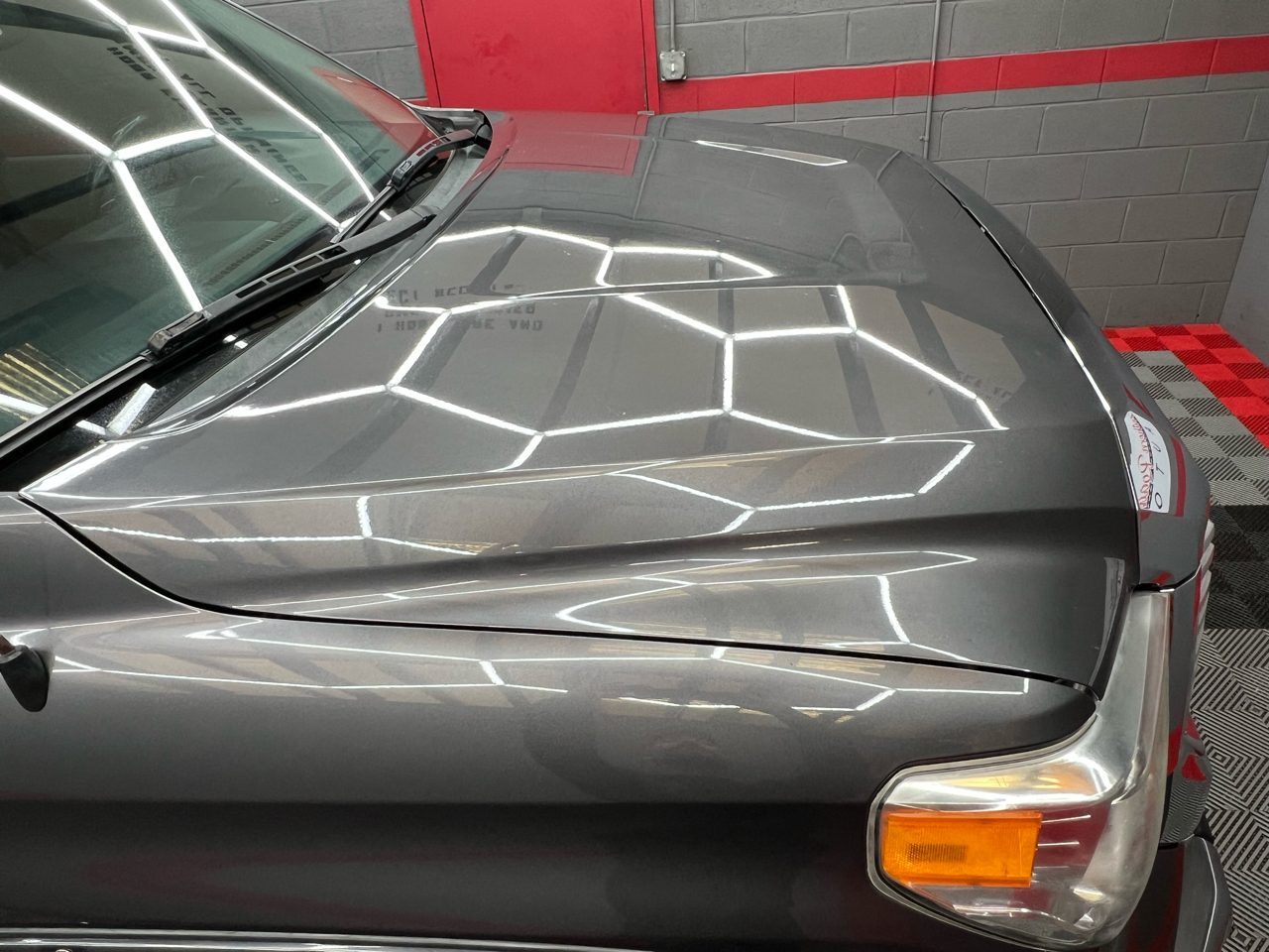 Toyota Tundra Limited 5.7L FFV CrewMax 4WD 2015