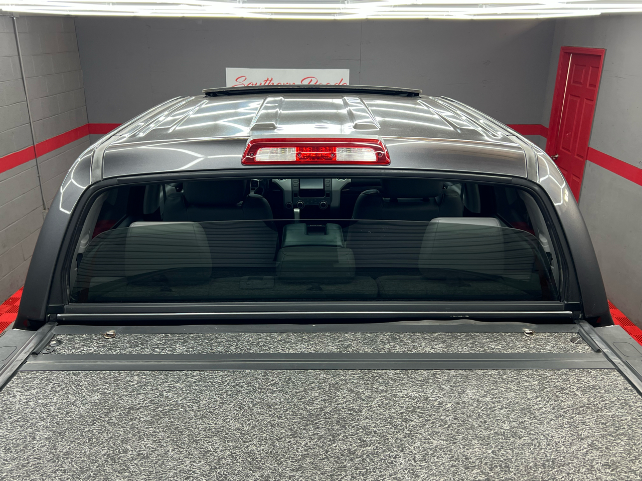 Toyota Tundra Limited 5.7L FFV CrewMax 4WD 2015