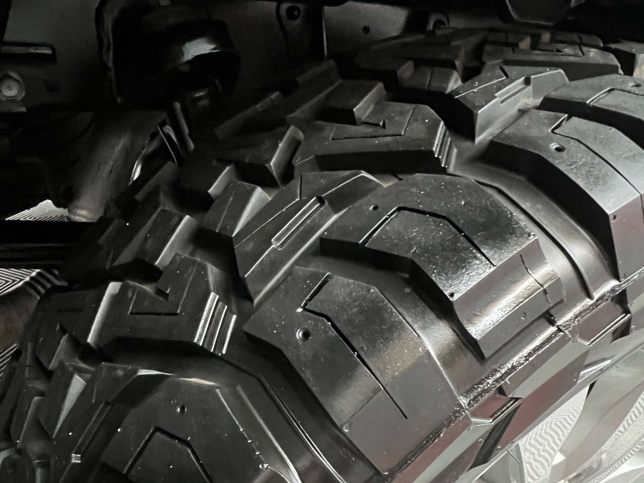 Toyota Tundra Limited 5.7L FFV CrewMax 4WD 2015