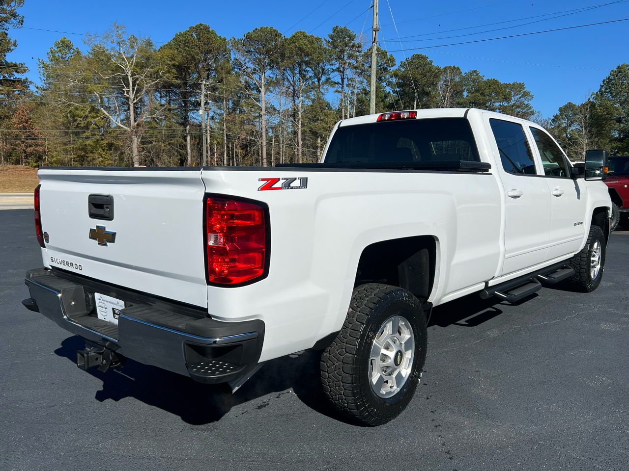 Chevrolet Silverado 2500HD LT Crew Cab Long Box 4WD 2019