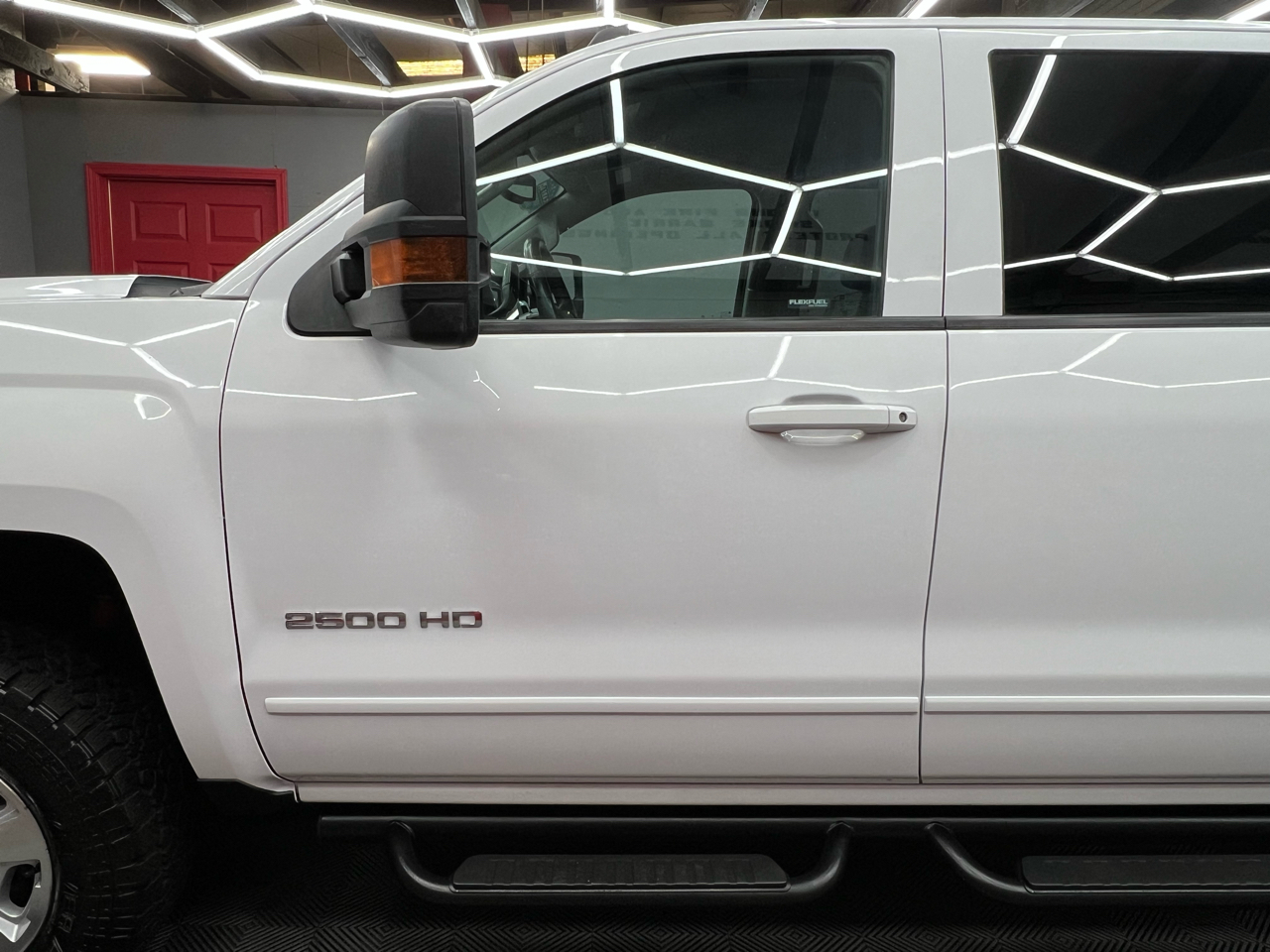 Chevrolet Silverado 2500HD LT Crew Cab Long Box 4WD 2019