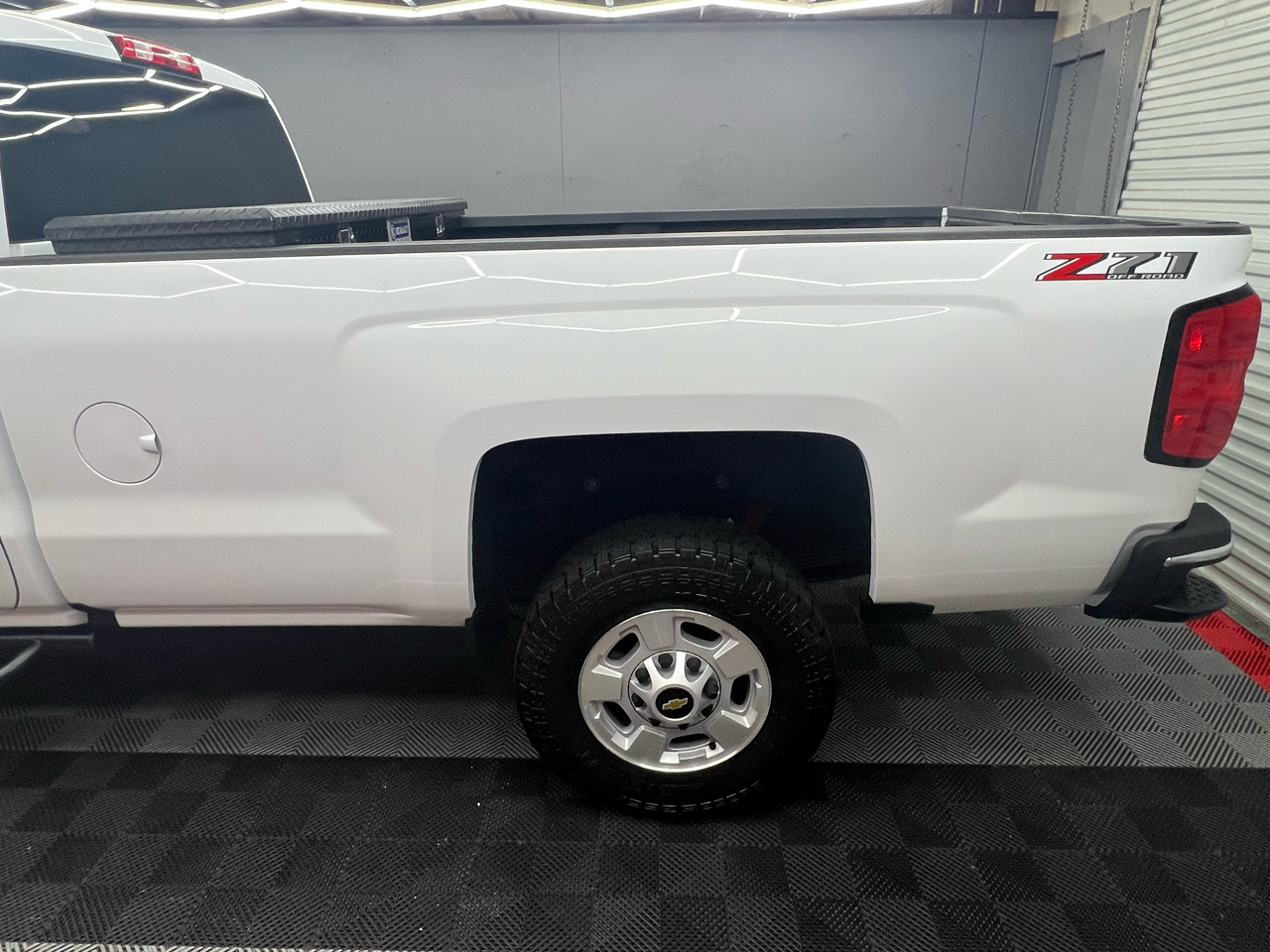Chevrolet Silverado 2500HD LT Crew Cab Long Box 4WD 2019