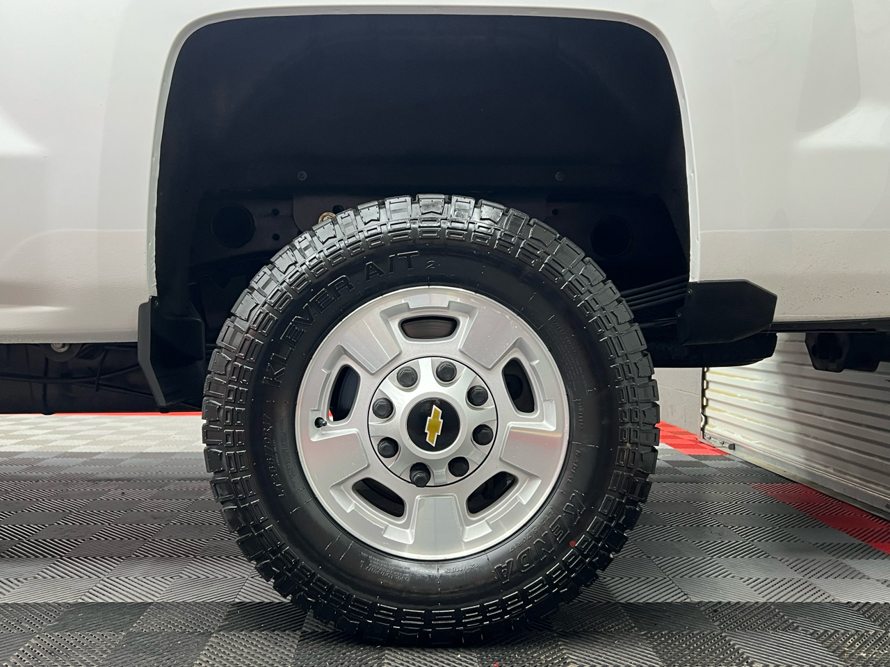 Chevrolet Silverado 2500HD LT Crew Cab Long Box 4WD 2019