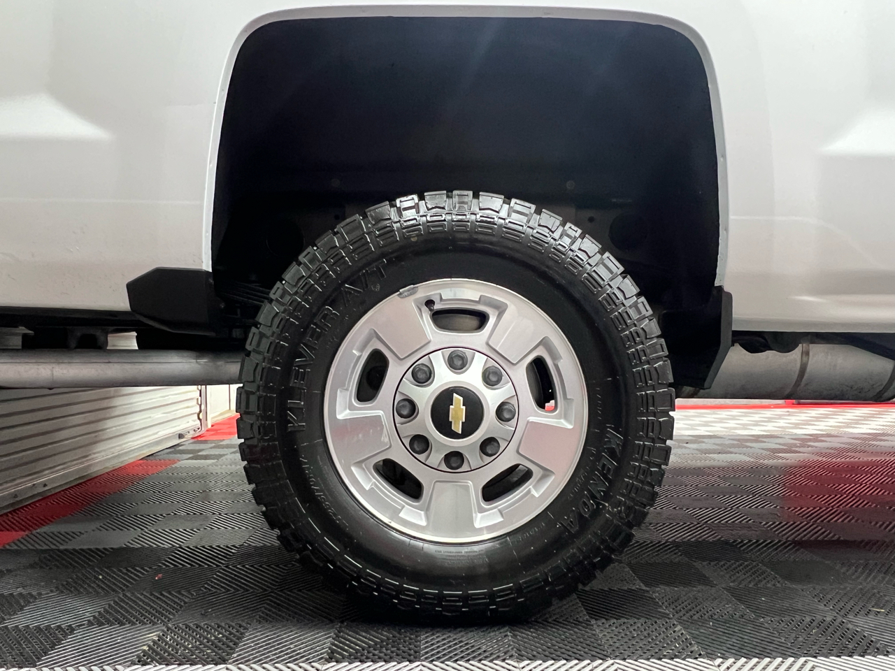 Chevrolet Silverado 2500HD LT Crew Cab Long Box 4WD 2019