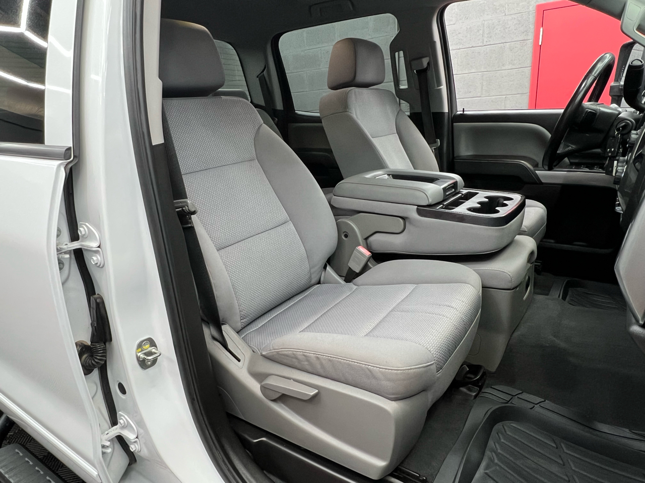 Chevrolet Silverado 2500HD LT Crew Cab Long Box 4WD 2019