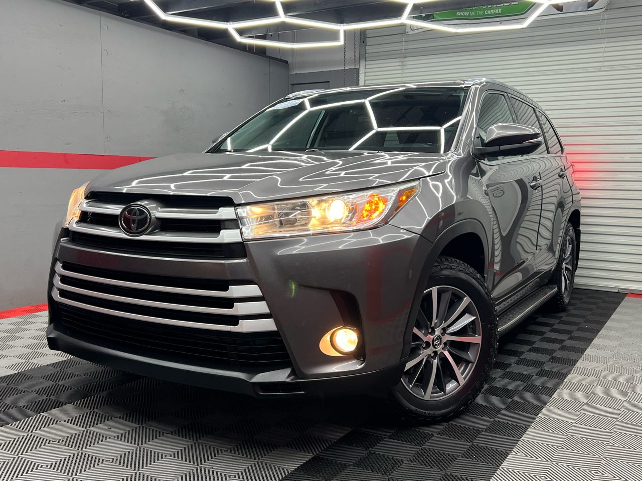 2018 Toyota Highlander XLE FWD V6