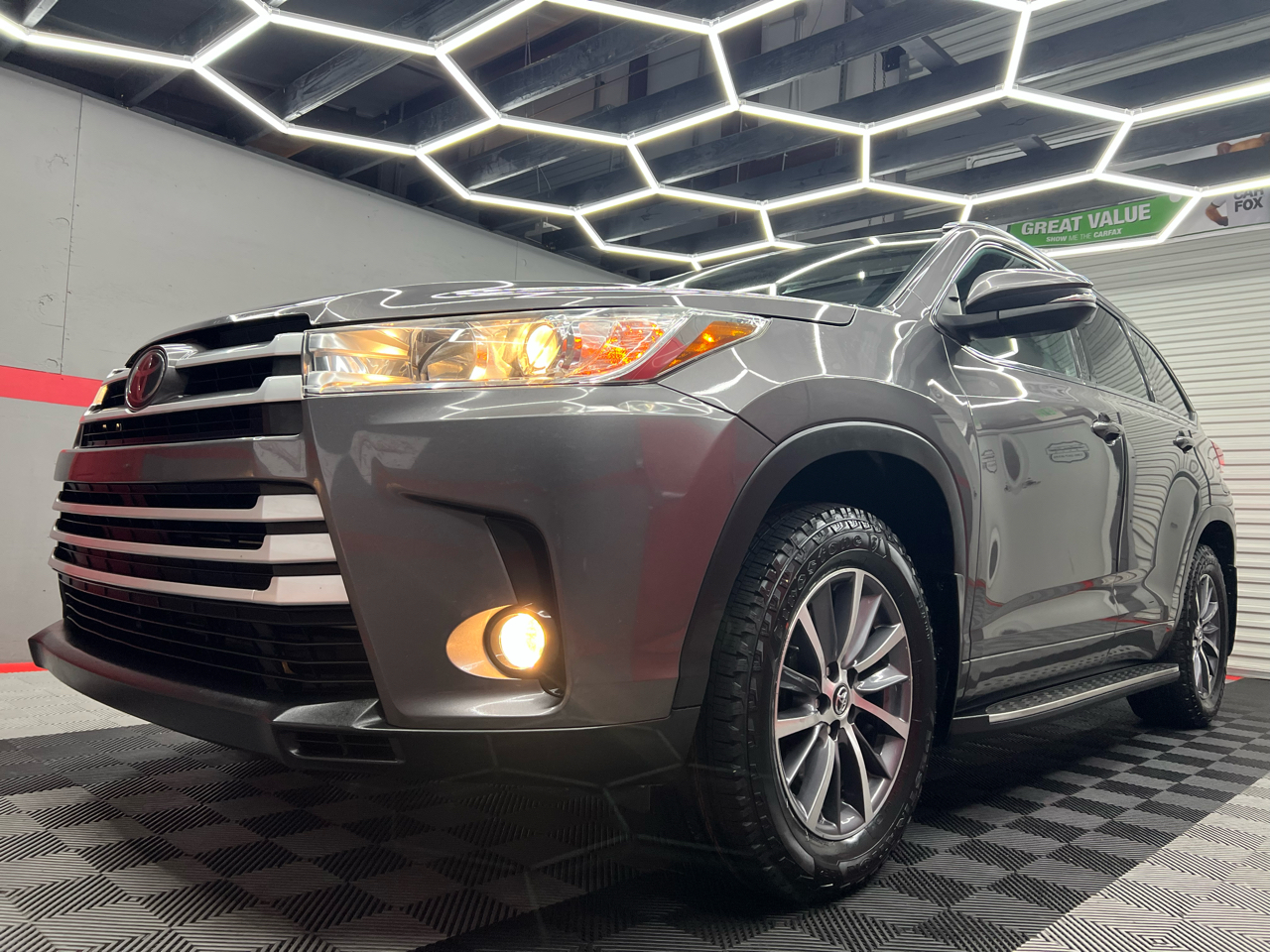 Toyota Highlander XLE FWD V6 2018