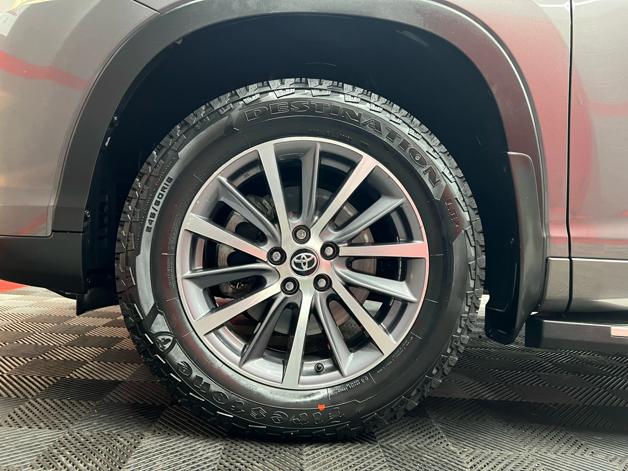 Toyota Highlander XLE FWD V6 2018