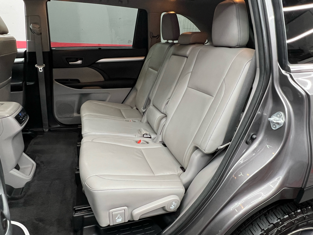 Toyota Highlander XLE FWD V6 2018